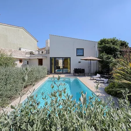 Mit Privatpool Fuer 6 Personen Ca 300 Qm In Pula, Istrien Istrische Riviera Сasa de vacaciones *